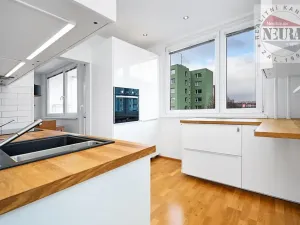 Pronájem bytu 3+1, Praha - Hlubočepy, Grussova, 72 m2