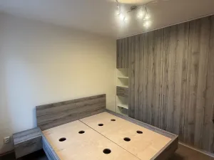 Pronájem bytu 2+1, Praha - Vršovice, Na křivce, 56 m2