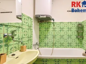 Prodej bytu 3+1, Pečky, V Horkách, 63 m2