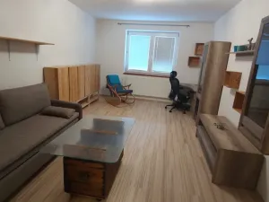 Pronájem bytu 2+1, Rosice, Pod Zahrádkami, 66 m2