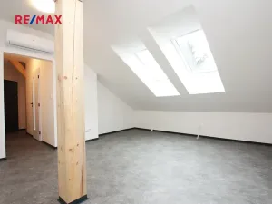 Pronájem bytu 2+kk, Kolín, Kmochova, 44 m2