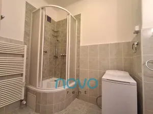 Pronájem bytu 2+1, Praha - Holešovice, Veletržní, 80 m2