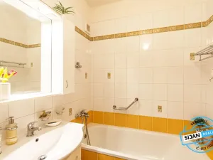 Prodej bytu 3+1, Krnov, Hřbitovní, 73 m2