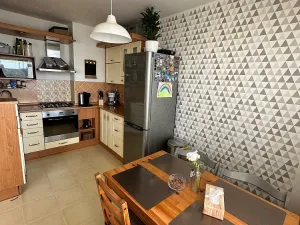 Prodej bytu 3+1, Pardubice - Polabiny, kpt. Bartoše, 78 m2