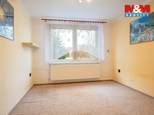 Prodej bytu 3+1, Sedlice, Sídliště 2, 82 m2