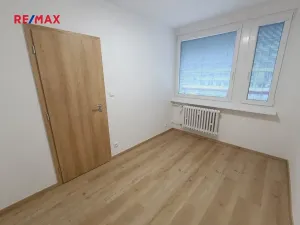 Pronájem bytu 3+kk, Praha - Vršovice, Taškentská, 57 m2