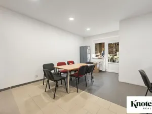 Pronájem výrobních prostor, Račice-Pístovice, 479 m2