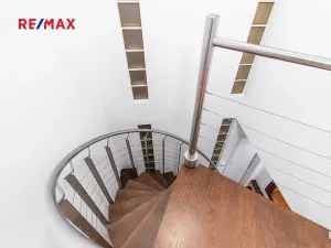 Prodej bytu 3+kk, Praha - Holešovice, Dobrovského, 107 m2