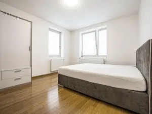 Pronájem rodinného domu, Praha - Slivenec, Malachitová, 115 m2