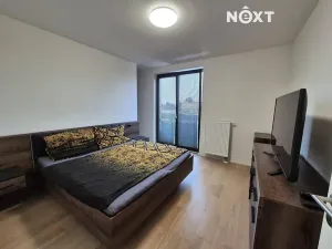Pronájem bytu 2+kk, Praha - Kbely, Plzákova, 56 m2
