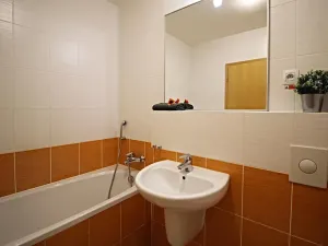 Pronájem bytu 2+kk, Brno, Zábrdovická, 60 m2