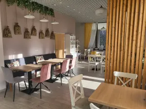 Pronájem restaurace, Praha - Letňany, Chlebovická, 110 m2