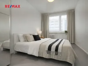 Pronájem bytu 2+kk, Praha - Stodůlky, Nušlova, 42 m2