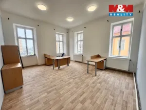 Pronájem kanceláře, Chomutov, Ruská, 125 m2