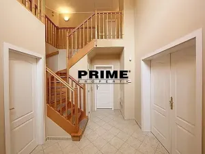 Pronájem rodinného domu, Praha - Nebušice, K vinicím, 223 m2