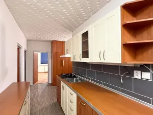 Pronájem bytu 3+1, Chomutov, 17. listopadu, 80 m2