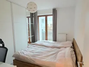 Prodej bytu 3+kk, Zbuzany, Lomená, 72 m2