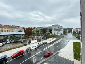 Pronájem bytu 1+kk, Praha - Smíchov, Toyen, 42 m2