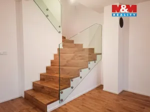 Pronájem rodinného domu, Praha - Březiněves, Poštolčí, 141 m2
