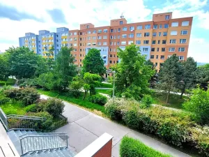 Prodej bytu 3+1, Praha - Horní Měcholupy, Livornská, 74 m2