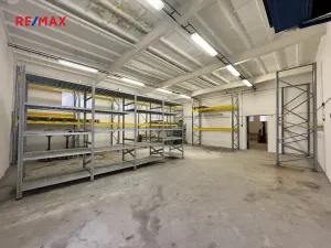 Prodej garáže, Veverská Bítýška, 250 m2