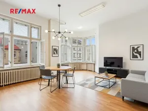 Prodej vily, Jablonec nad Nisou, 28. října, 600 m2