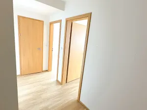 Prodej bytu 2+kk, Praha, Čakovická, 42 m2