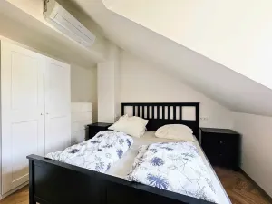 Pronájem bytu 2+kk, Praha - Staré Město, Kozí, 39 m2