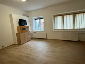 Pronájem bytu 1+kk, Kynšperk nad Ohří, Sokolovská, 27 m2