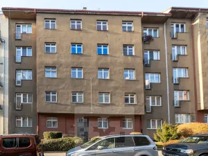 Pronájem bytu 2+kk, Praha - Vršovice, Novorossijská, 38 m2