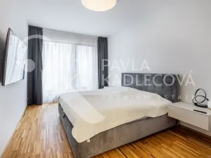 Pronájem bytu 2+kk, Praha - Karlín, Rohanské nábřeží, 76 m2