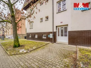 Pronájem bytu 1+kk, Přeštice, Slovenská, 29 m2