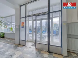 Pronájem obchodního prostoru, Klatovy - Klatovy III, Nádražní, 103 m2