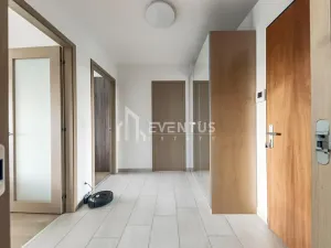 Pronájem bytu 2+kk, Praha - Holešovice, Sanderova, 58 m2