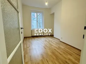 Prodej bytu 3+1, Praha - Vinohrady, Hradecká, 95 m2