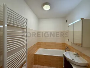 Pronájem bytu 2+kk, Brno, Vomáčkova, 55 m2