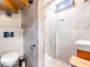 Prodej rodinného domu, Roztoky, 234 m2