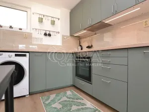 Pronájem bytu 3+kk, Praha - Hlubočepy, Pod Žvahovem, 59 m2