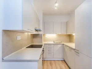 Pronájem bytu 2+kk, Praha - Kyje, Sicherova, 50 m2