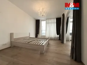 Pronájem bytu 3+kk, Dolní Břežany, Náměstí Na Sádkách, 91 m2