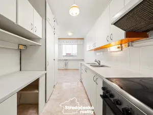 Prodej bytu 3+1, Praha - Horní Měcholupy, Veronské nám., 85 m2