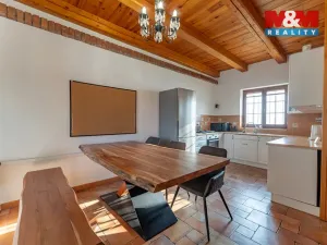 Prodej rodinného domu, Zlonice - Vyšínek, 244 m2