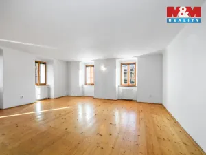Pronájem zemědělské usedlosti, Dobrovíz, Kladenská, 10270 m2