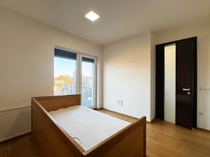 Pronájem bytu 3+kk, Pardubice, Štrossova, 83 m2