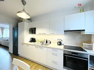 Prodej bytu 3+1, Benešov, Na Spořilově, 71 m2