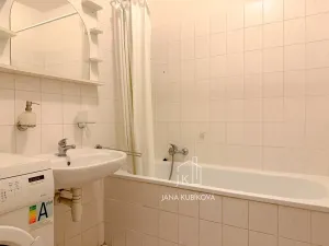 Pronájem bytu 1+kk, Vacenovice, Na Dědině, 31 m2