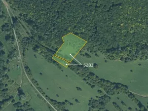 Prodej pole, Zliechov, Slovensko, 25818 m2