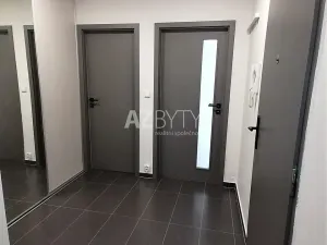Pronájem bytu 2+kk, Praha - Bohnice, Toruňská, 68 m2