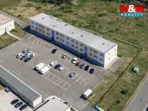 Prodej bytu 3+kk, Pečky, V Kaštánkách, 71 m2