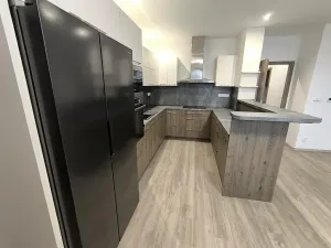 Pronájem bytu 3+kk, Hradec Králové, Vocelova, 93 m2